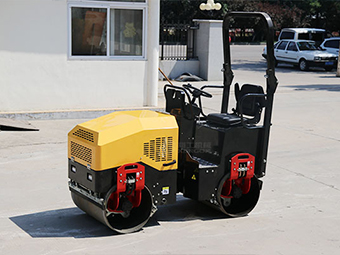 小型壓路機(jī)哪家好？速來圍觀